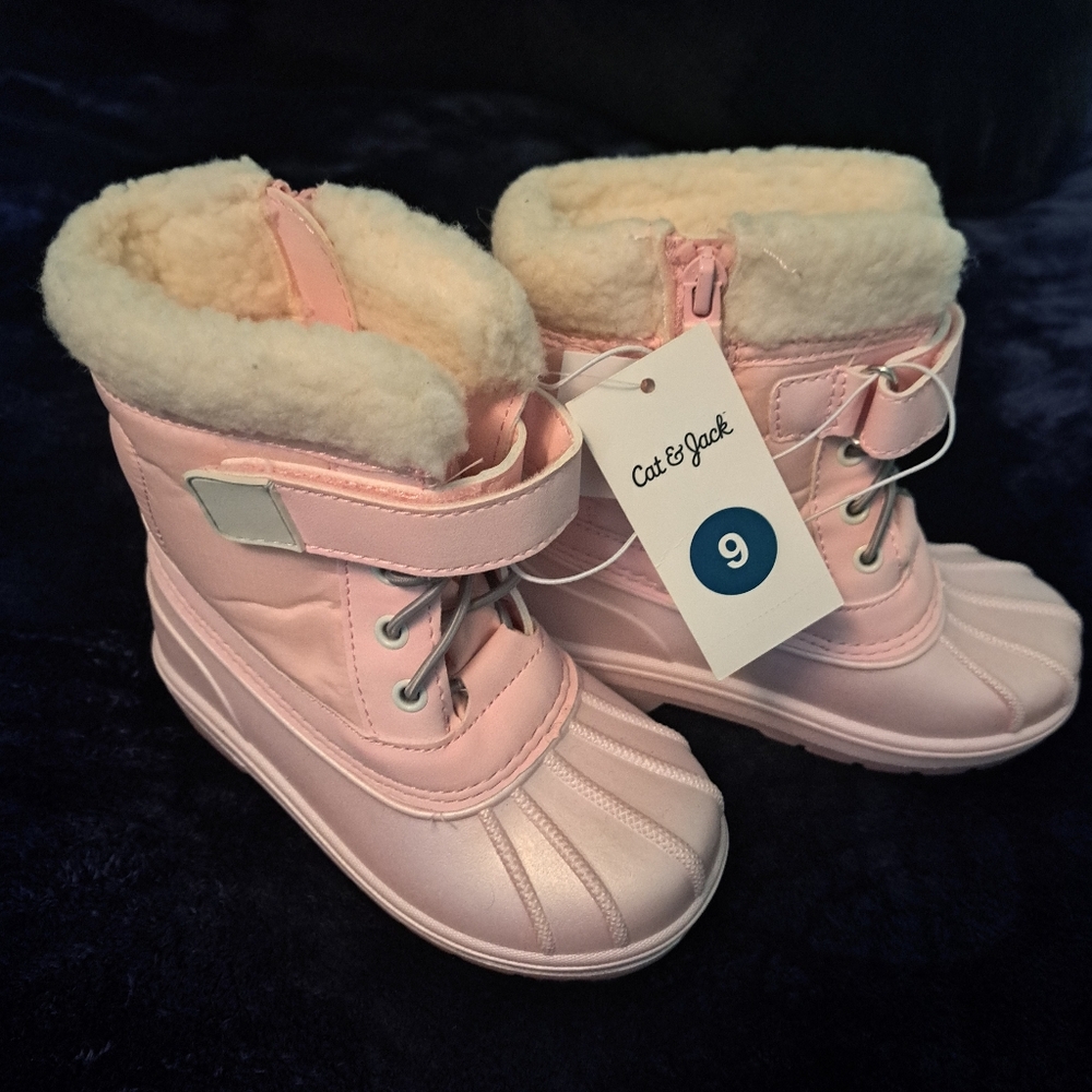 Cat & Jack toddler winter boots